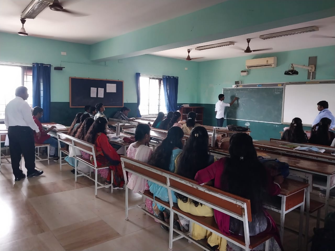 WhatsApp Image 2022-11-19 at 7.21.31 PM (27)